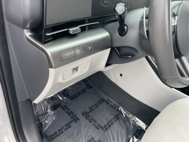 Used 2024 Hyundai Kona SEL w/ Convenience Package AWD/4WD image 19