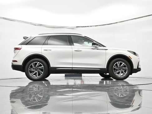 New 2026 Lincoln Corsair Premiere image 39