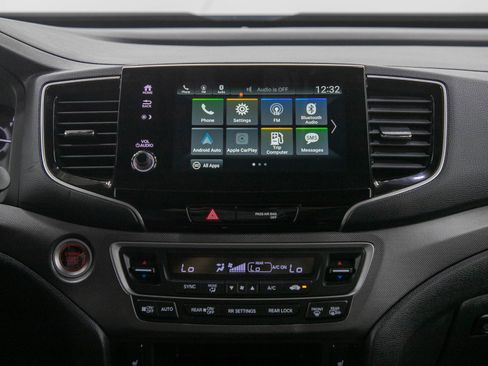 Used 2023 Honda Passport TrailSport image 15