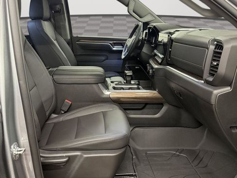 New 2026 Chevrolet Silverado 1500 RST w/ Redline Edition image 11