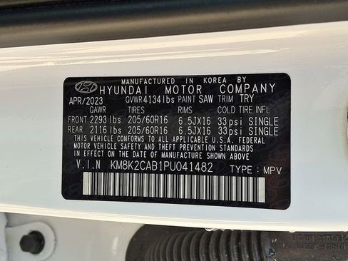 Used 2023 Hyundai Kona SE w/ Cargo Package image 30