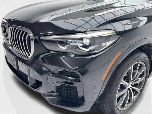 Used 2022 BMW X5 xDrive40i w/ M Sport Package image 5