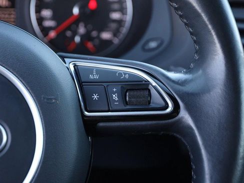 Used 2018 Audi Q3 2.0T Premium w/ Convenience Package image 14