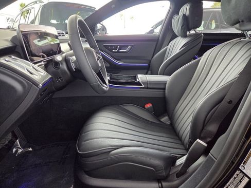 New 2025 Mercedes-Benz S 500 4MATIC image 11