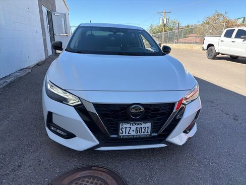 Used 2023 Nissan Sentra SR w/ Trunk Package image 3