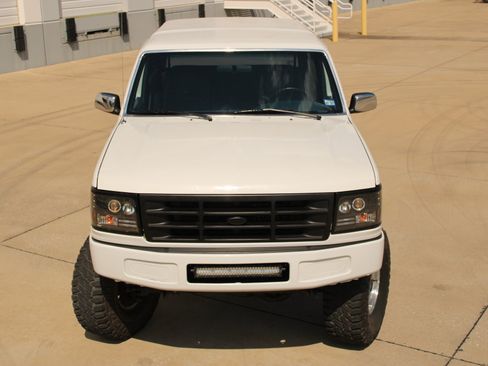 Used 1993 Ford Bronco XLT AWD/4WD image 23