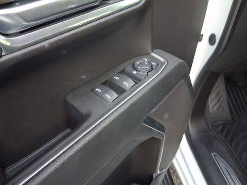 Used 2025 Chevrolet Silverado 1500 RST RWD image 12
