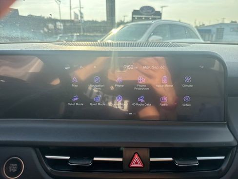 New 2026 Kia Seltos SX w/ SX Sunroof Package AWD/4WD image 33