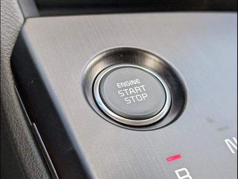 New 2026 Kia Sportage LX image 9