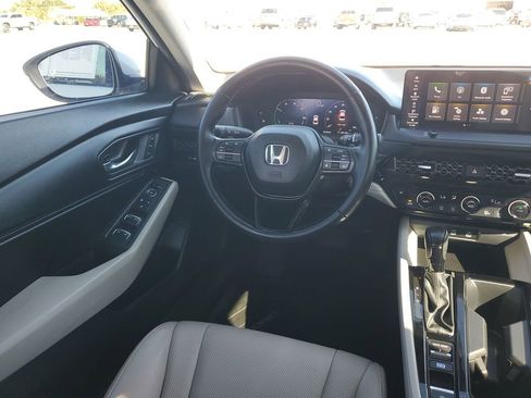 Used 2024 Honda Accord EX-L image 15