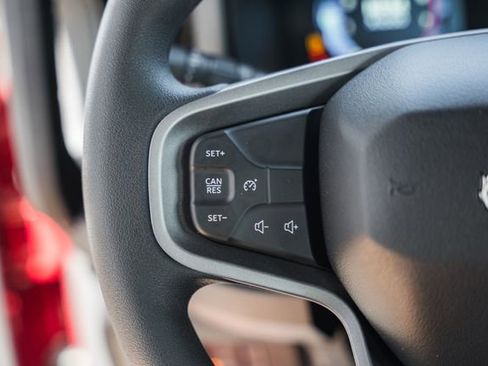 New 2026 Ford Bronco 2-Door AWD/4WD image 40