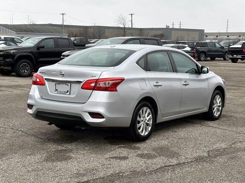 Used 2019 Nissan Sentra SV FWD image 5