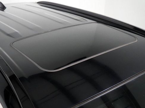 Used 2022 Toyota RAV4 Prime XSE image 4