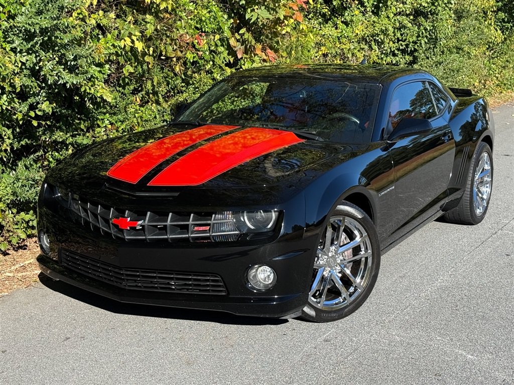 Used 2011 Chevrolet Camaro SS w/ RS Package RWD image 6