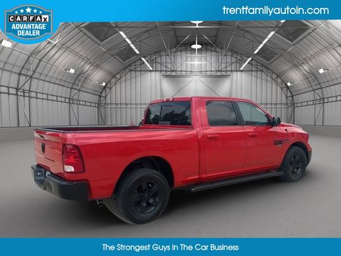Used 2019 RAM 1500 Classic SLT image 62