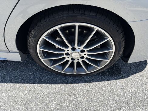 Used 2016 Mercedes-Benz CLA 250 image 9