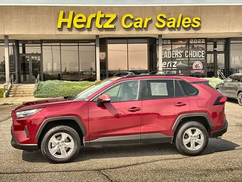 Used 2025 Toyota RAV4 XLE w/ Convenience Package AWD/4WD image 1