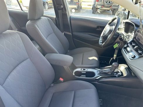 Used 2023 Toyota Corolla LE image 12
