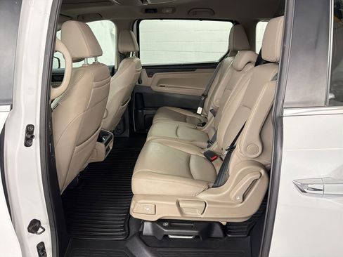 Certified 2024 Honda Odyssey Touring image 15