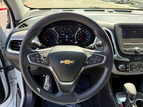 Certified 2022 Chevrolet Equinox LS w/ LS Convenience Package image 24