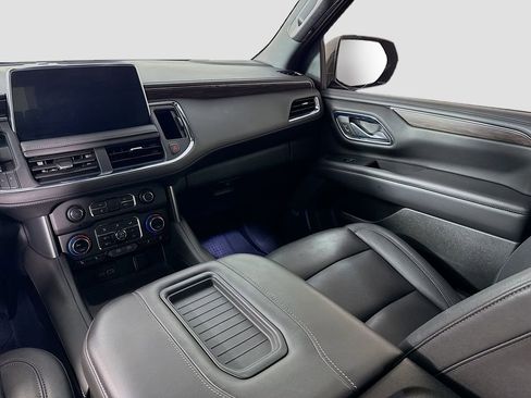 Used 2022 Chevrolet Tahoe LT w/ LT Signature Plus Package image 25