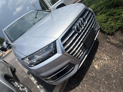 Used 2019 Audi Q7 3.0T Premium Plus w/ Premium Plus Package AWD/4WD image 4