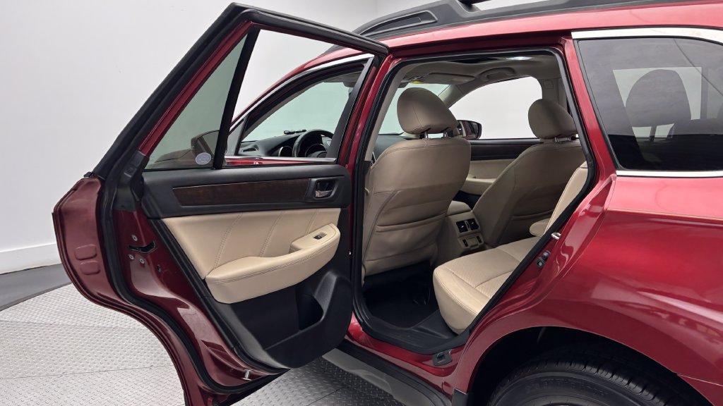 Used 2019 Subaru Outback 2.5i Limited AWD/4WD image 34