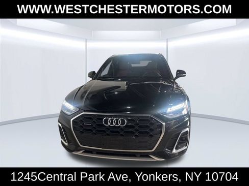 Used 2022 Audi Q5 2.0T Premium w/ Convenience Package AWD/4WD image 2