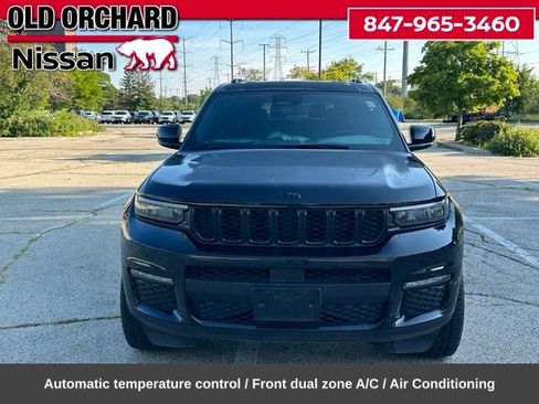 Used 2024 Jeep Grand Cherokee L Limited w/ Black Appearance Package AWD/4WD image 2