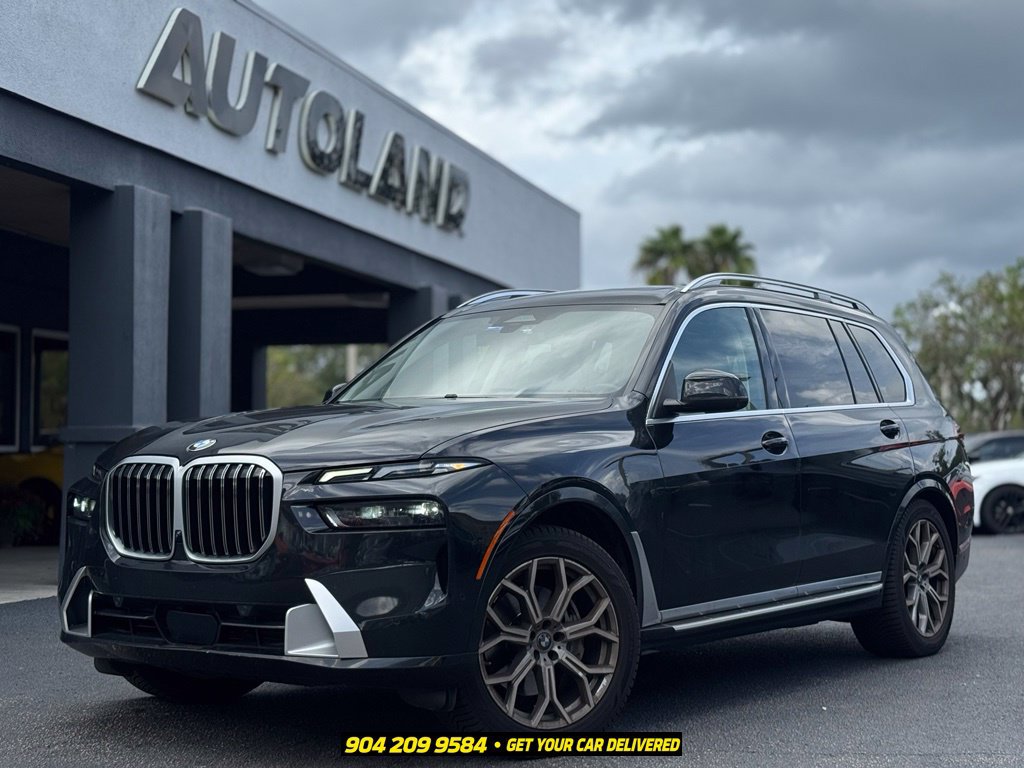 Used 2024 BMW X7 xDrive40i w/ Premium Package AWD/4WD image 2
