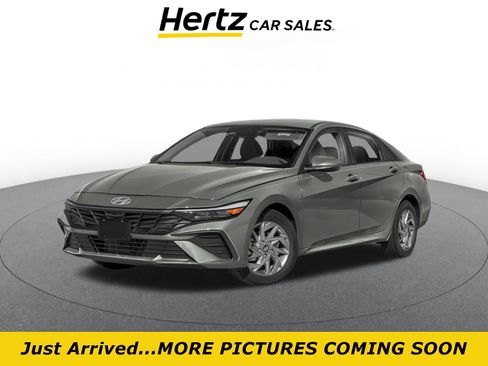 Used 2026 Hyundai Elantra Hybrid FWD image 1