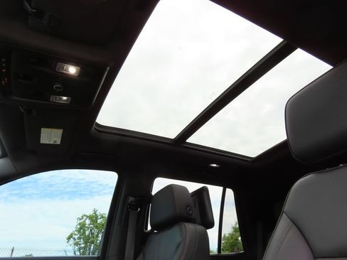 Certified 2023 Chevrolet Tahoe RST w/ Luxury Package AWD/4WD image 5