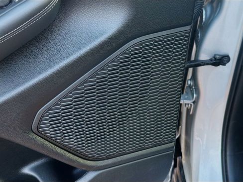 Used 2024 Jeep Grand Cherokee L Limited w/ Luxury Tech Group II image 25