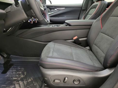 New 2025 Chevrolet Blazer EV RS image 4