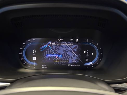 Used 2024 Volvo XC60 B5 Ultimate w/ Protection Package Premier image 17