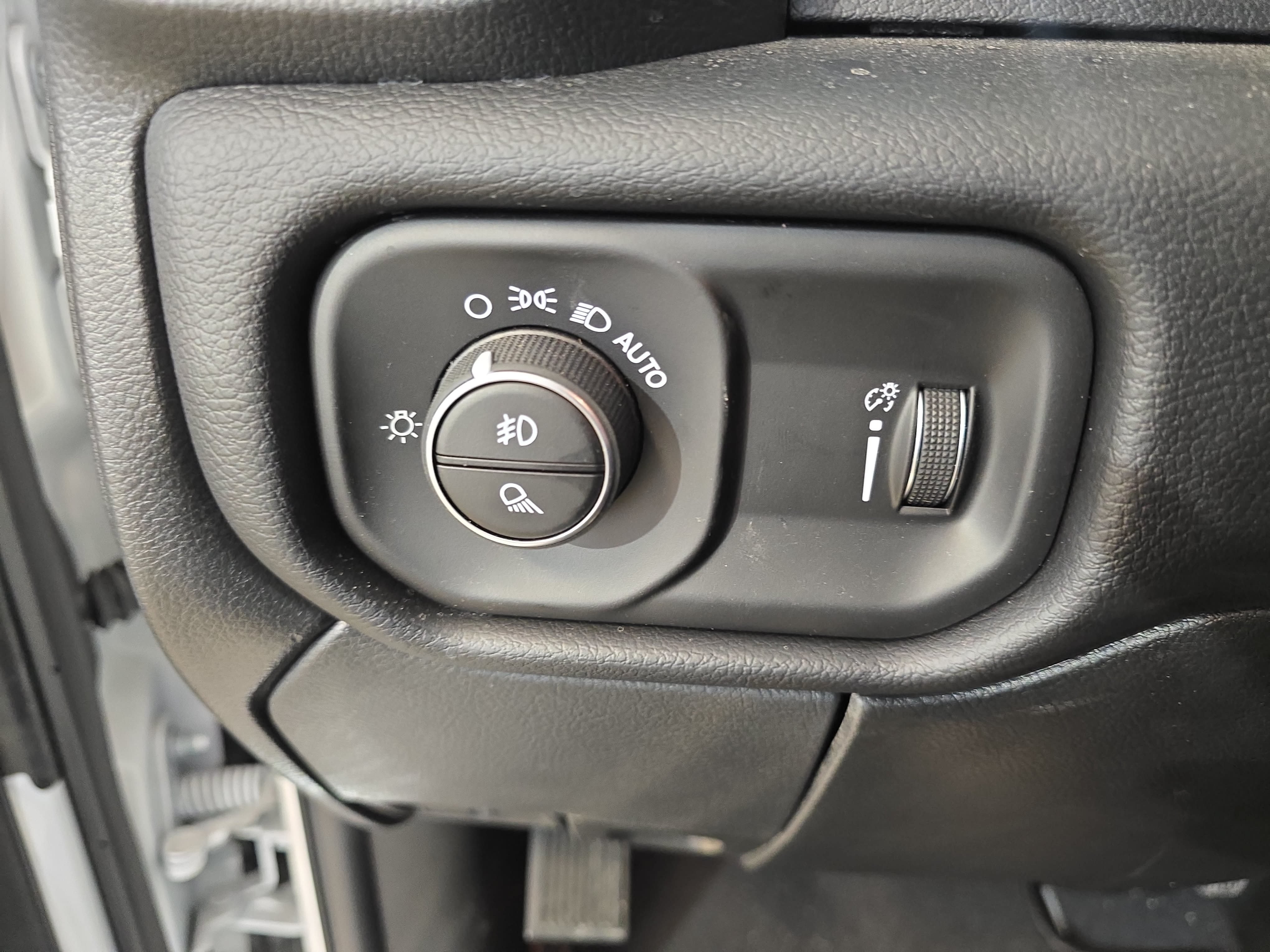 New 2026 RAM 3500 Big Horn AWD/4WD image 23