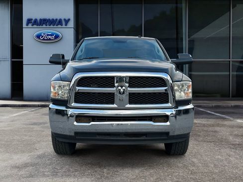 Used 2014 RAM 2500 Tradesman w/ Chrome Appearance Group image 3