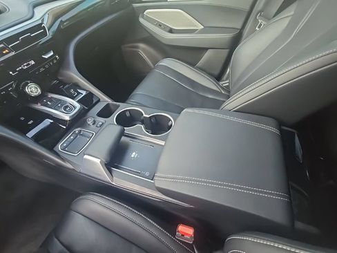 Certified 2024 Acura MDX w/ Technology Package FWD image 28