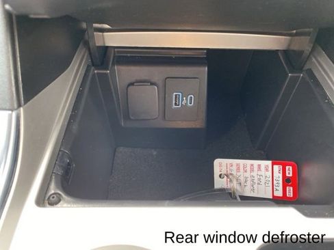 Used 2021 Ford Explorer XLT w/ Equipment Group 202A image 20