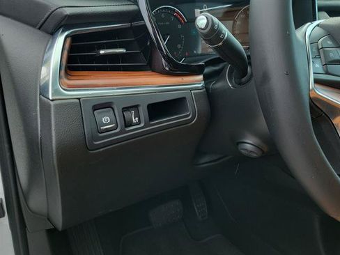 Certified 2023 Cadillac XT5 Premium Luxury FWD image 14