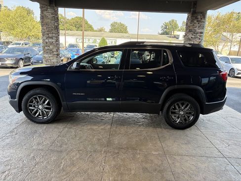 Used 2017 GMC Acadia SLT FWD image 9