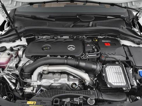 New 2026 Mercedes-Benz GLA 250 4MATIC image 8