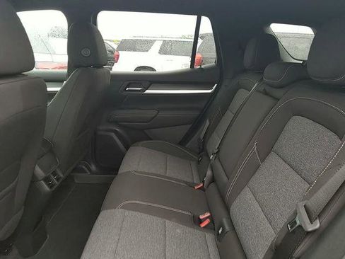 New 2026 GMC Terrain Elevation w/ Technology Package II FWD image 10
