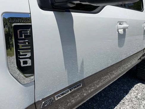 Used 2019 Ford F250 Lariat w/ Lariat Value Package AWD/4WD image 12