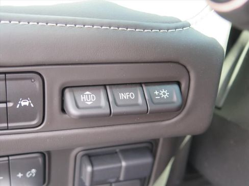 Used 2024 GMC Yukon Denali Ultimate AWD/4WD image 13