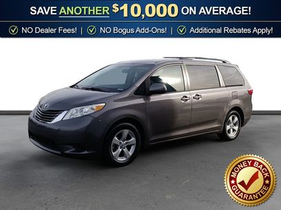 Used 2017 Toyota Sienna LE