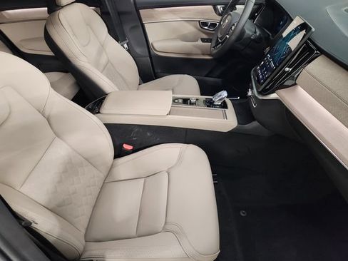 New 2026 Volvo XC90 B6 Plus w/ Protection Package Premier AWD/4WD image 3