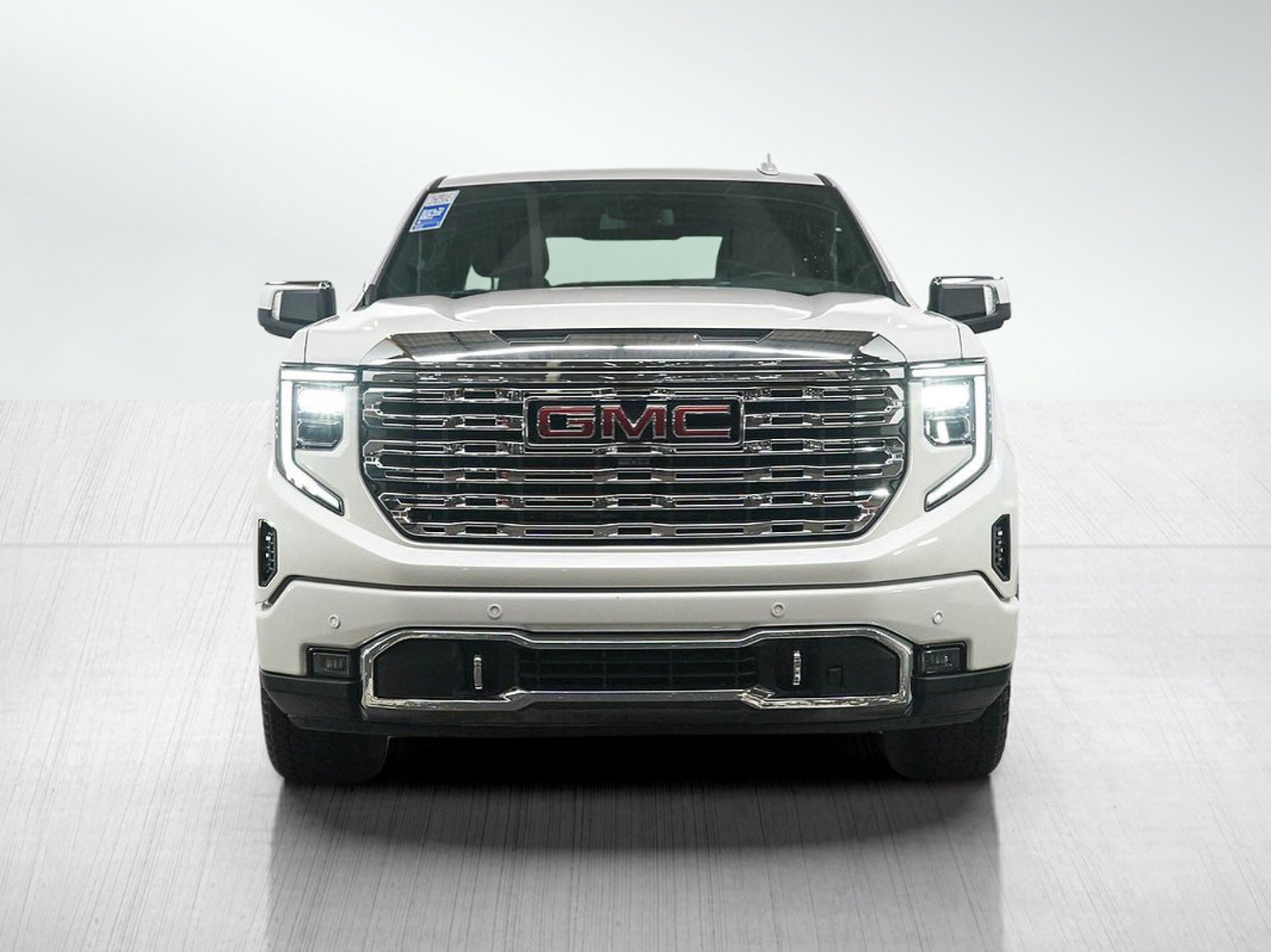 Used 2023 GMC Sierra 1500 Denali AWD/4WD image 8