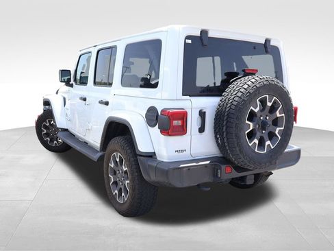 Used 2024 Jeep Wrangler Unlimited Sahara w/ Dual Top Group AWD/4WD image 24