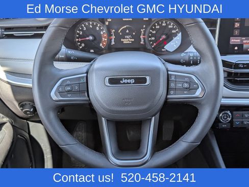 Used 2025 Jeep Compass Limited AWD/4WD image 16